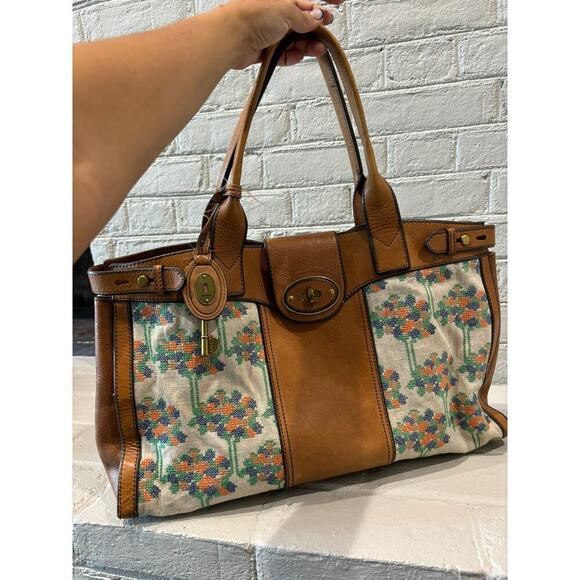 FOSSIL Vintage Reissue Weekender Canvas Embroider Brown Leather Shoulder Handbag - Picture 1 of 12